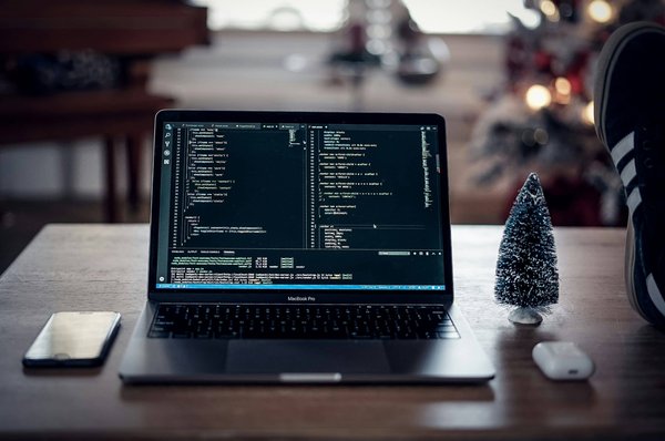 Comparatif Complet des Framework web populaires en 2023 : Lequel choisir pour votre projet ?